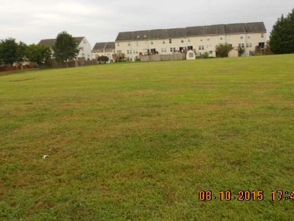 4th image of 16 Swansea Ln