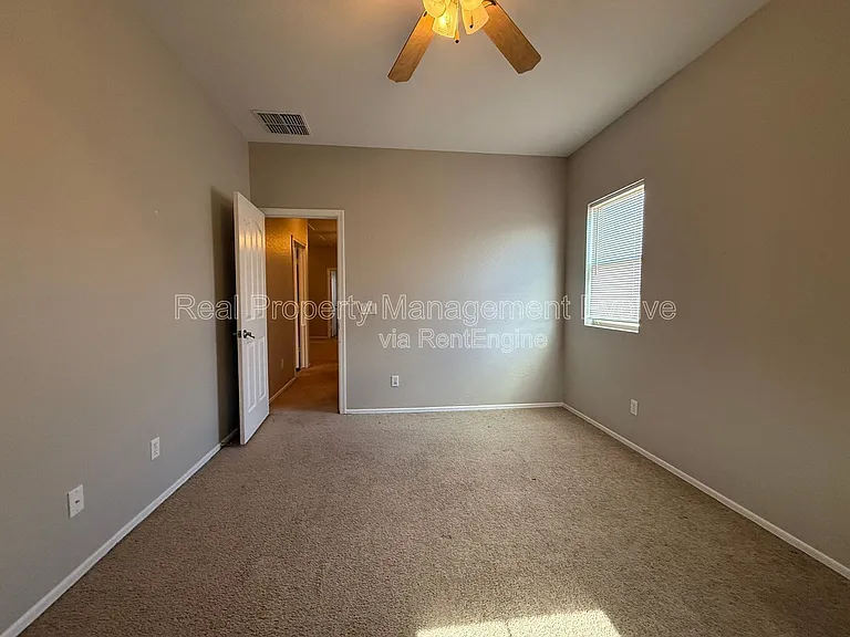35828 N Zachary Rd — Photo 28