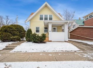 720 15th St SE, Cedar Rapids, IA 52403