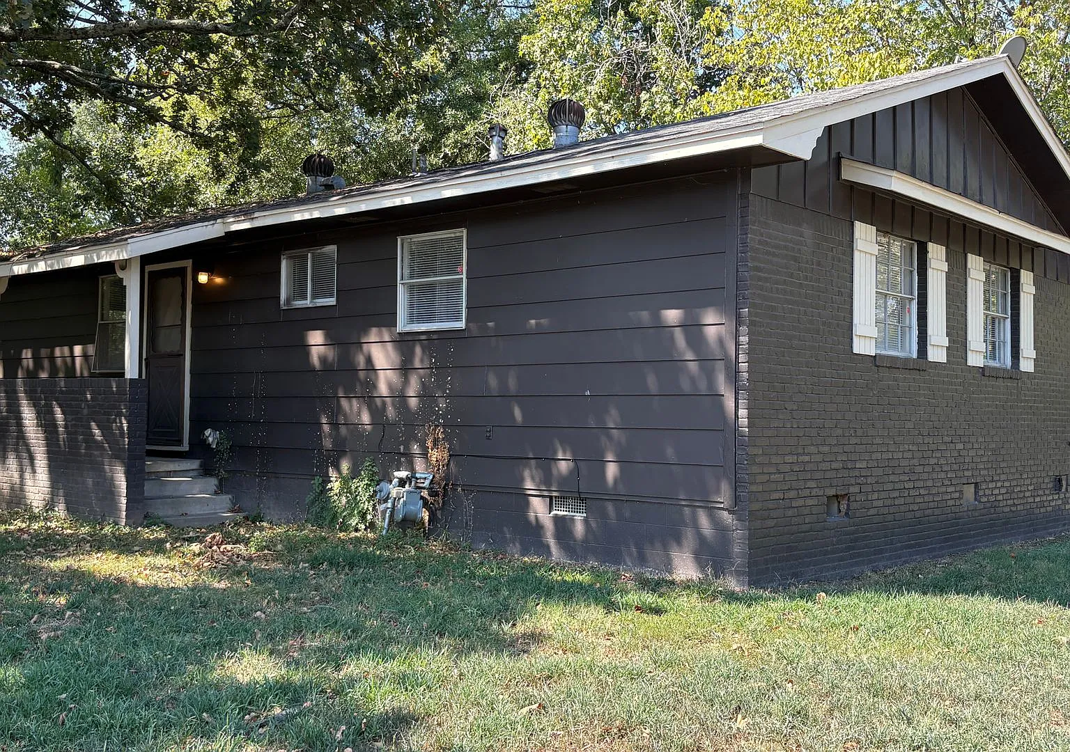 For Rent 27 Meldia Dr, Little Rock, AR 72209 — Photo 1