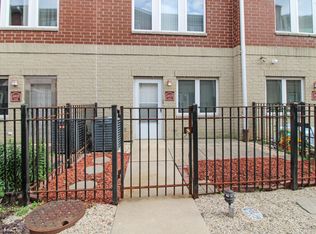 2409 W 32nd Pl, Chicago, IL 60608