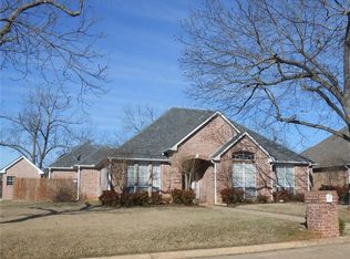 513 Brookes Way, Paris, TX 75462