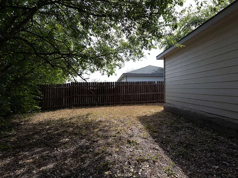 601 Coleman St #2 — Photo 26