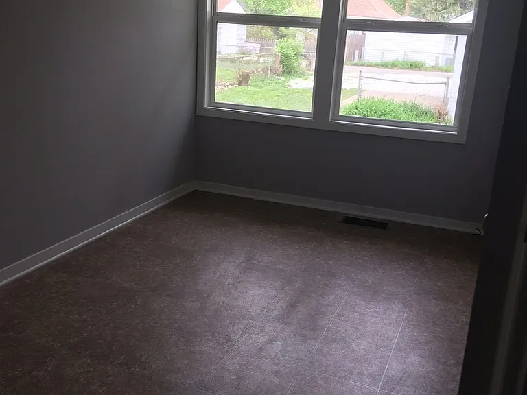 308 S Cottage Grove Ave — Photo 12