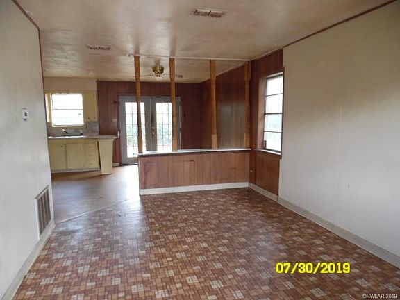 3rd image of 6932 Broadway Ave