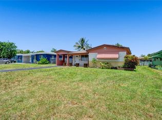 2331 Arcadia Dr, Hollywood, FL 33023