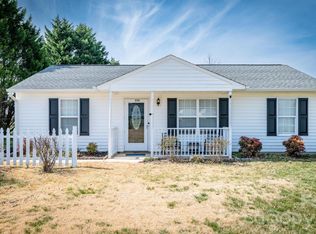 370 Weathers Creek Rd, Troutman, NC 28166