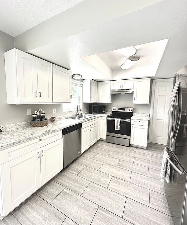 2nd image of 245 Monaco Rd