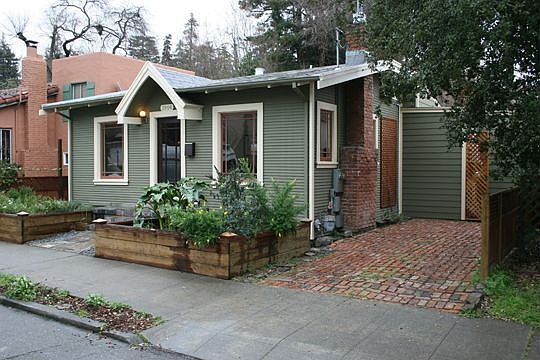 1st image of 3906 Canon Ave