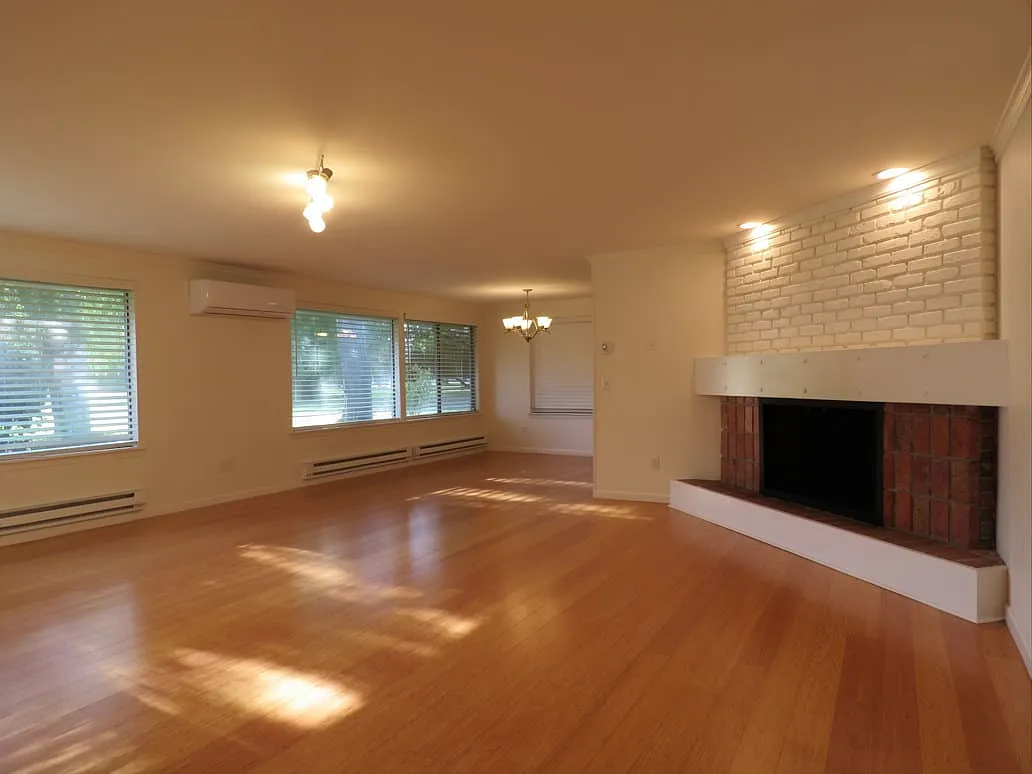 105 Harleman Dr — Photo 4