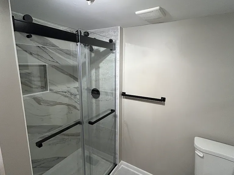 1205 Cline Ave #B — Photo 17