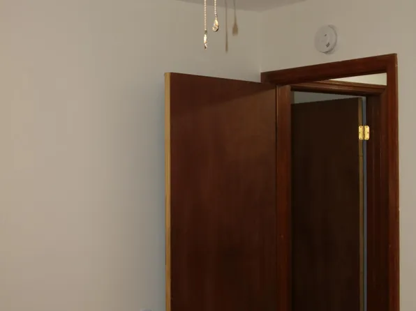 4 Frisbie Ave APT 1, Albany, NY 12209