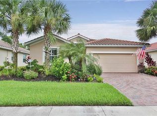 2544 Laurentina Ln, Cape Coral, FL 33909