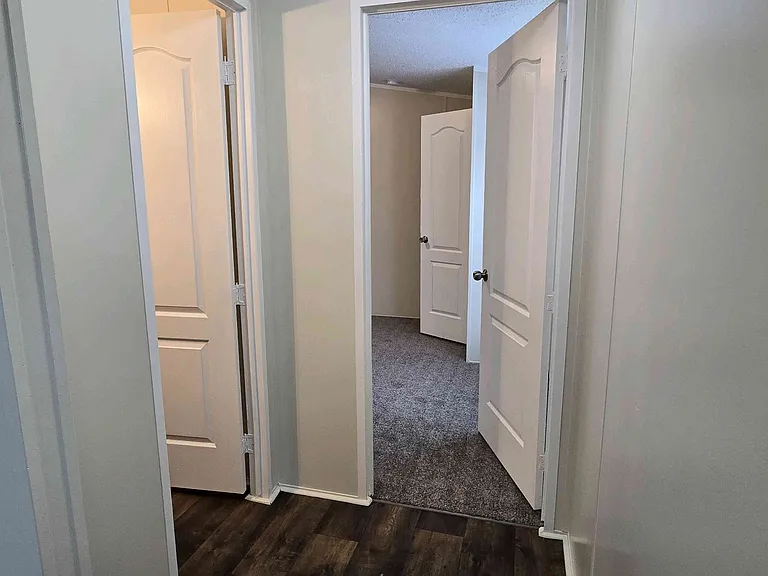 709 N Collins Fwy #129 — Photo 20