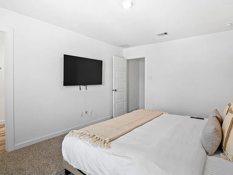 3208 Rainwood Gate Dr — Photo 20