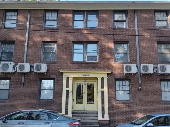 219 5th St NE APT 202, Massillon, OH 44646