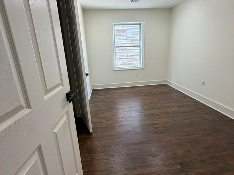 427-429 Martin Luther King Dr #3 — Photo 6