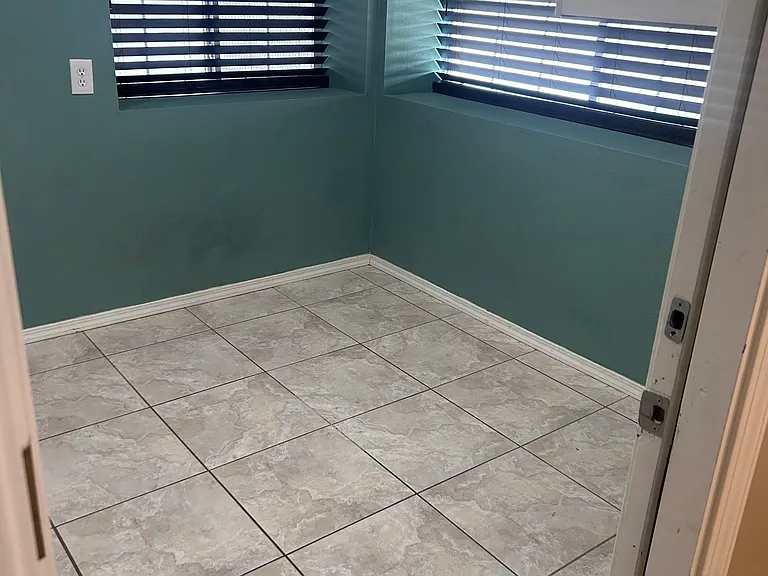 1912 Verdugo Ln — Photo 11