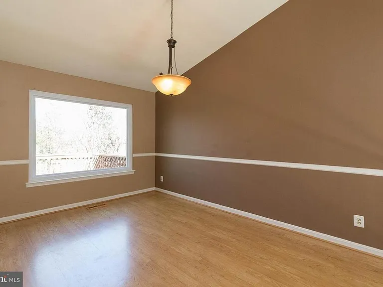 10276 Racquet Cir — Photo 6