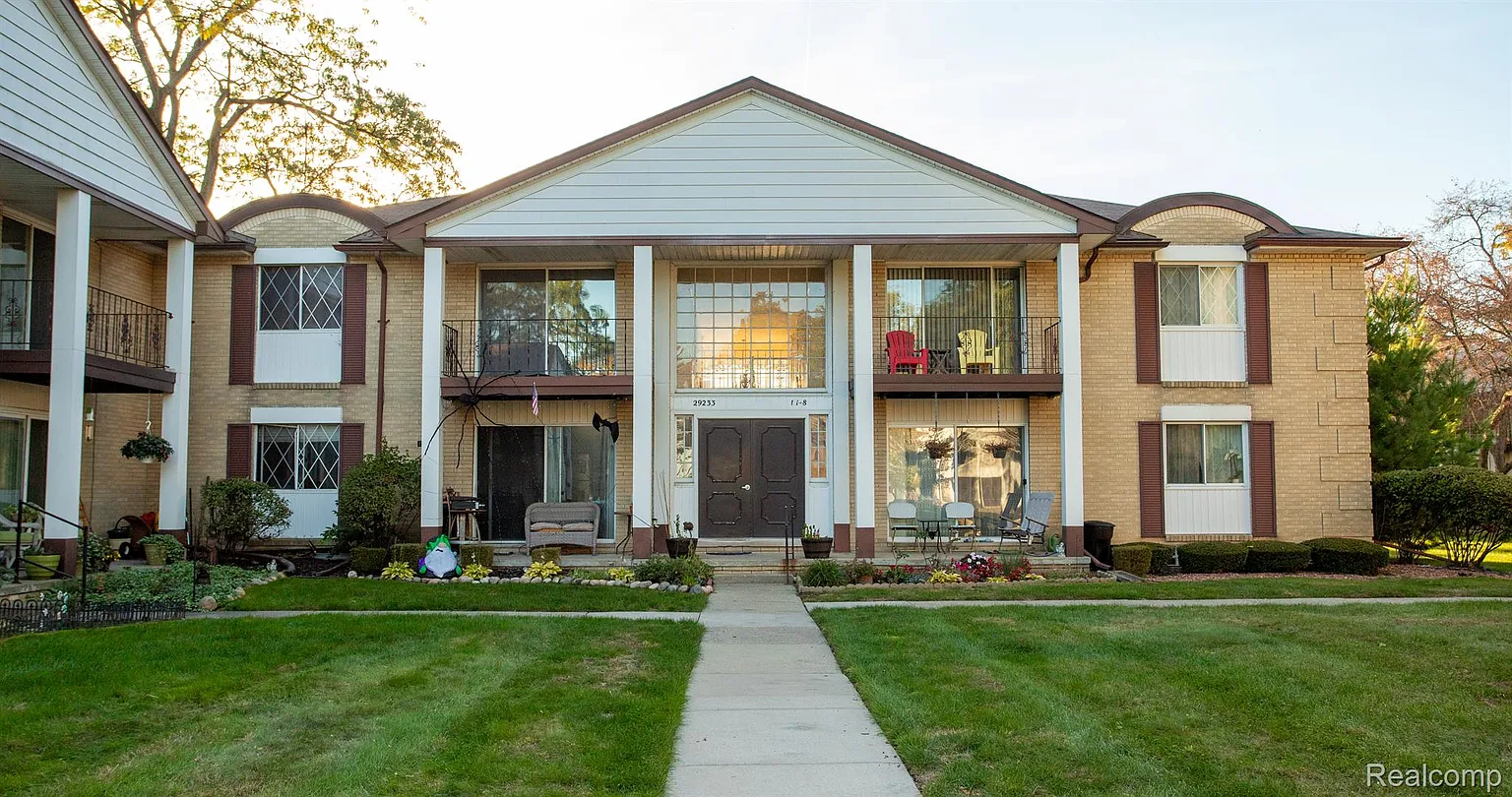 29233 Hayes Rd #65 photo 1