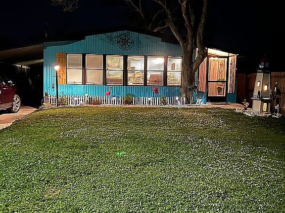 4th image of 111 Pearl Ave N