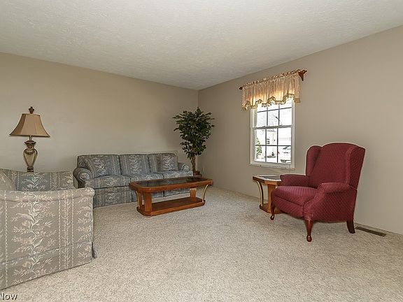 3rd image of 5274 Liberty Ln #A