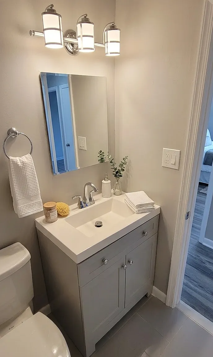 3 bed, 1000 sqft, $1,950 — Photo 4