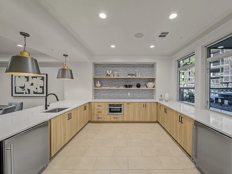 The Fairmount at Oak Lawn — Photo 39