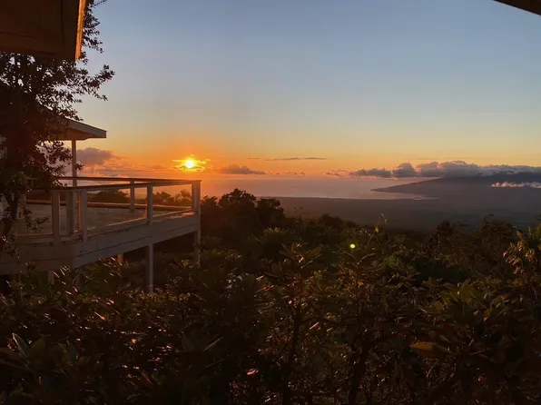 17526 Haleakala Hwy, Kula, HI 96790