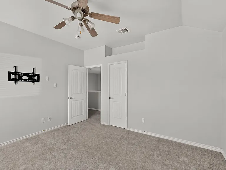 1236 Blue Brook Dr — Photo 35