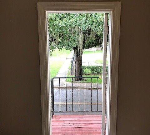 4th image of 30 1/2 N Primrose Dr