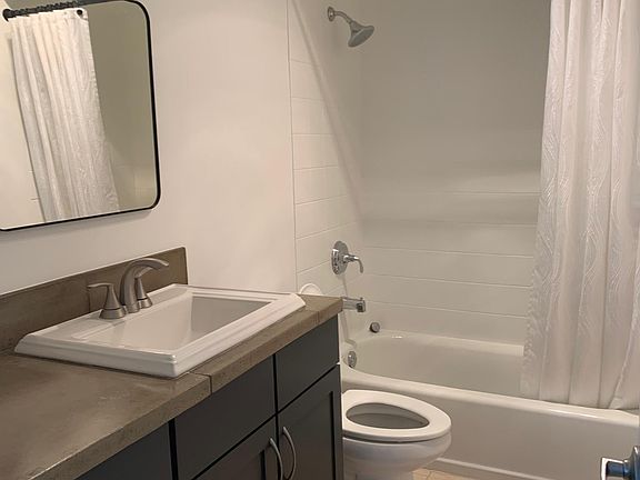 5th image of 3815 3rd Ave APT 33