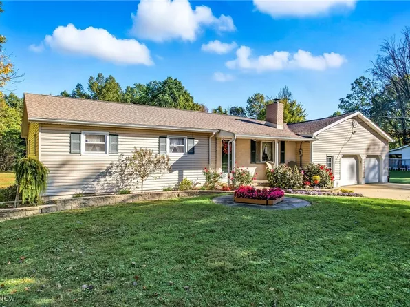 9112 New Rd, North Jackson, OH 44451