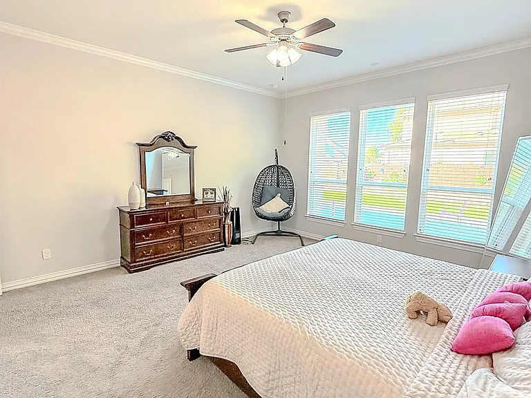4301 Logan Ridge Dr — Photo 11