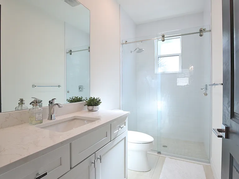1115 Mallorca Dr — Photo 29