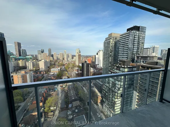3 Gloucester St, Toronto, ON