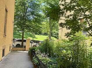 561 41st St APT 2C, Brooklyn, NY 11232