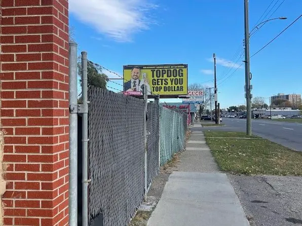 22512 W Warren Ave, Redford, MI 48239