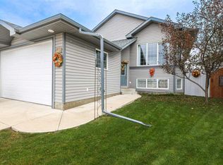 4403 W 59th St, Rocky Mountain House, AB T4T1N9