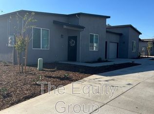 4112 E Kaweah Ave, Visalia, CA 93292