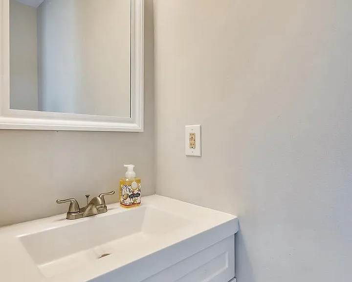 14324 S Shore Ct — Photo 9