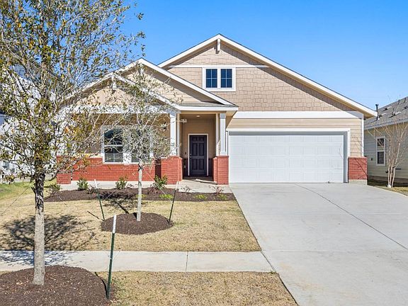 3rd image of 441 Hortus Dr
