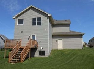 1636 Rolling Green Dr, Racine, WI 53406