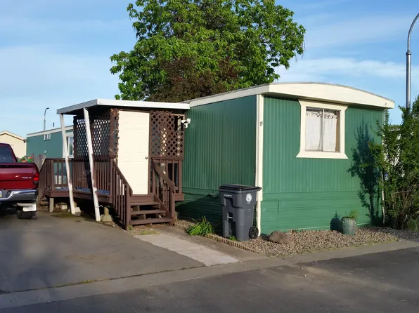 2622 Falcon St Space 71, White City, OR 97503