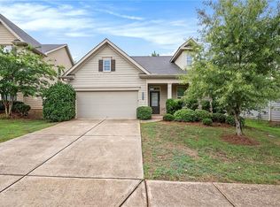 1073 Roanoke Ave, McDonough, GA 30253