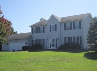 4621 Cherry Hill Dr, Avon, NY 14414