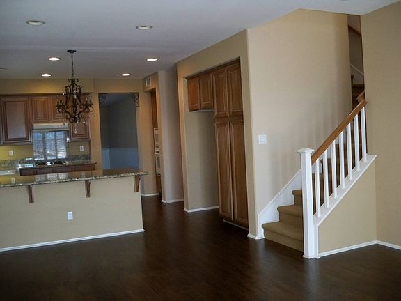 5th image of 28025 Alta Vista Ave