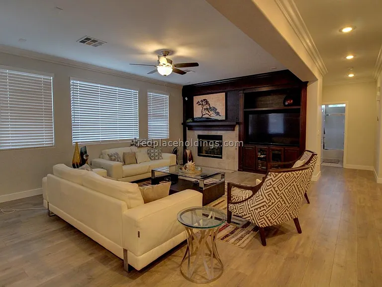 3604 Bryson Ct — Photo 5