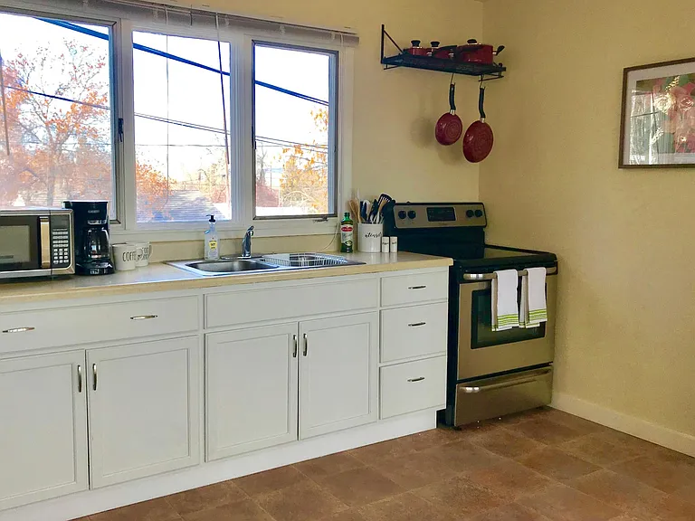 1006 Allison St #C — Photo 8