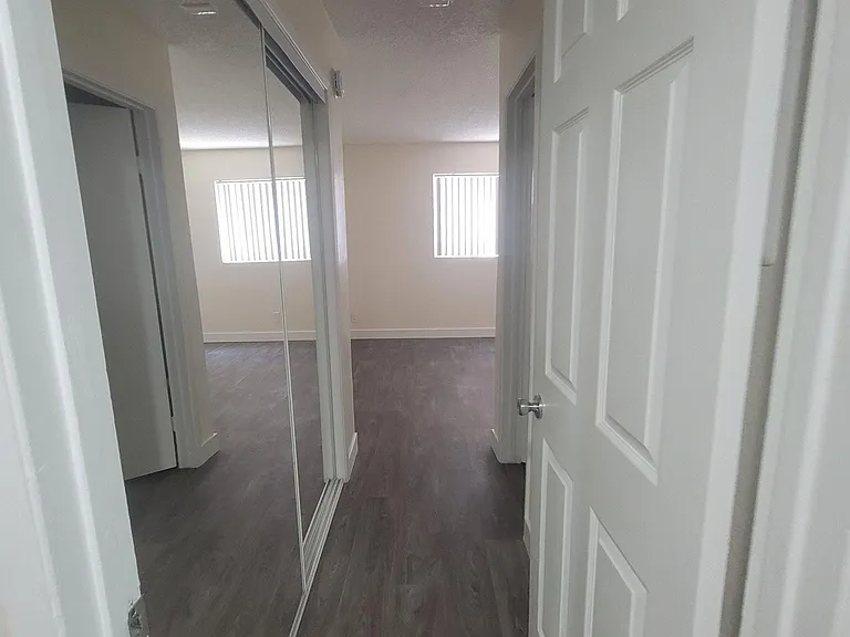 4060 Marlborough Ave #3 — Photo 6